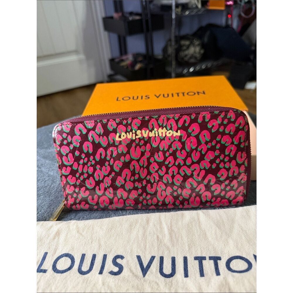 Louis Vuitton Rouge Stephen Sprouse Leopard Print Vernis Zip-Around Wallet